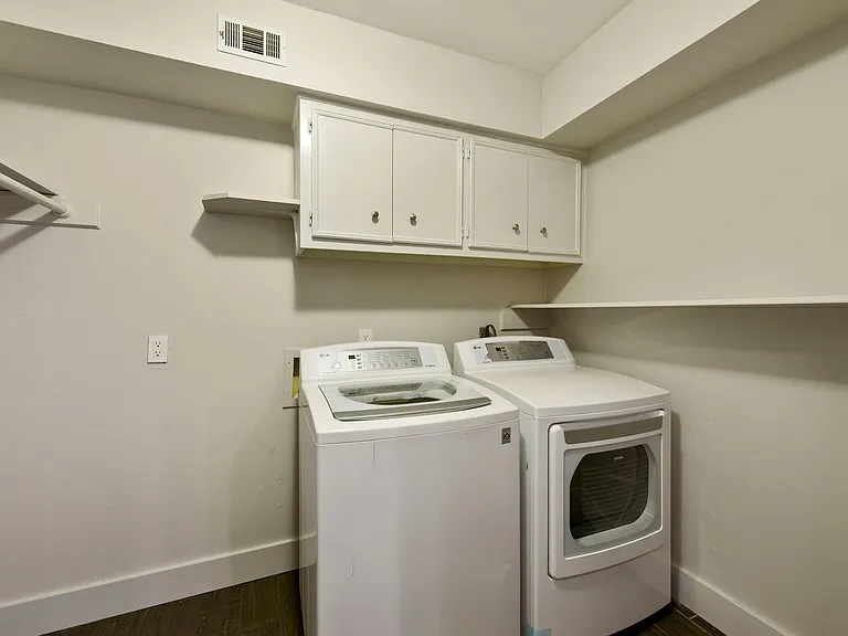 2824 S Logrun Cir — Photo 23