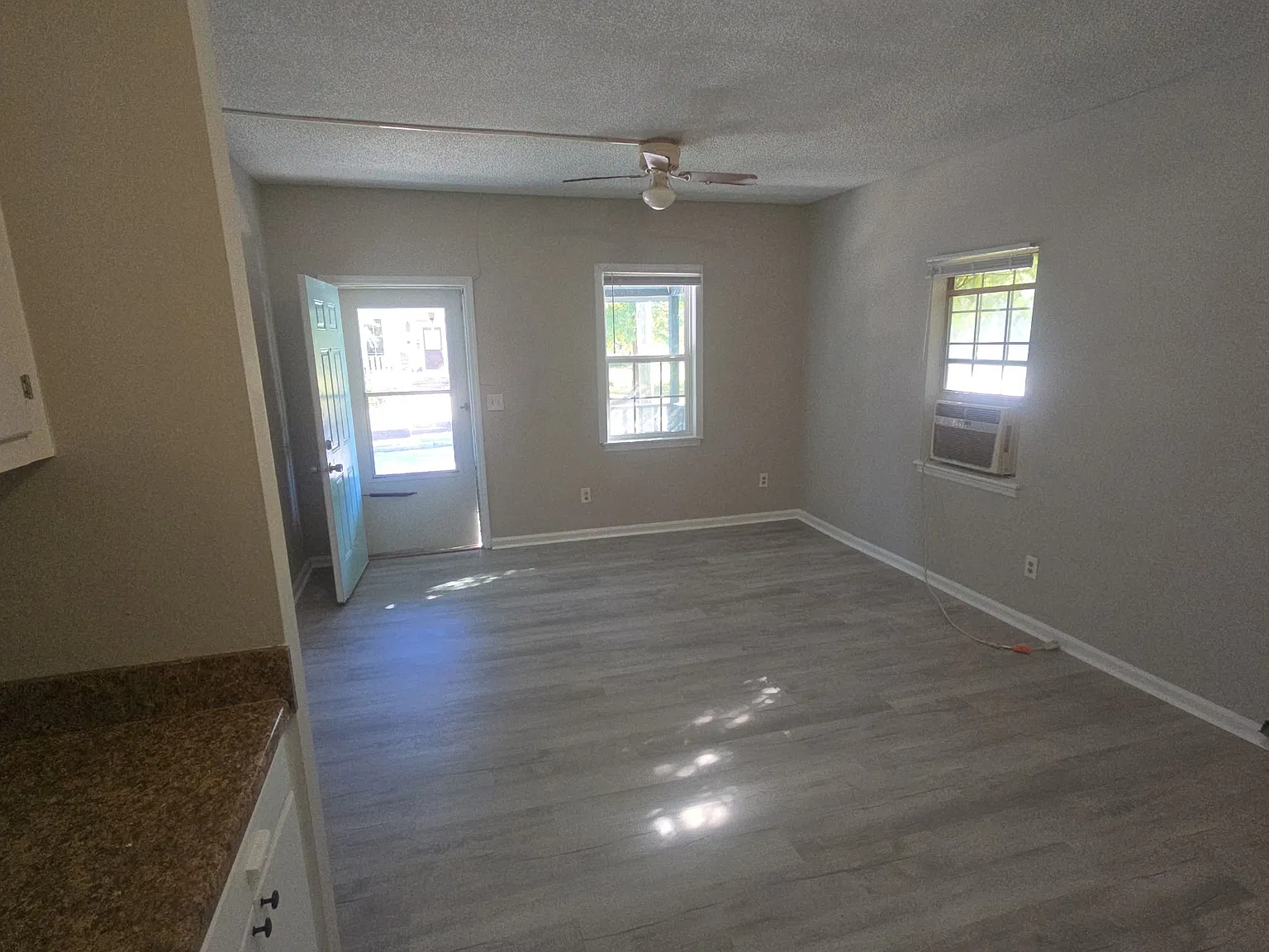1 bed, 600 sqft, $800 — Photo 4