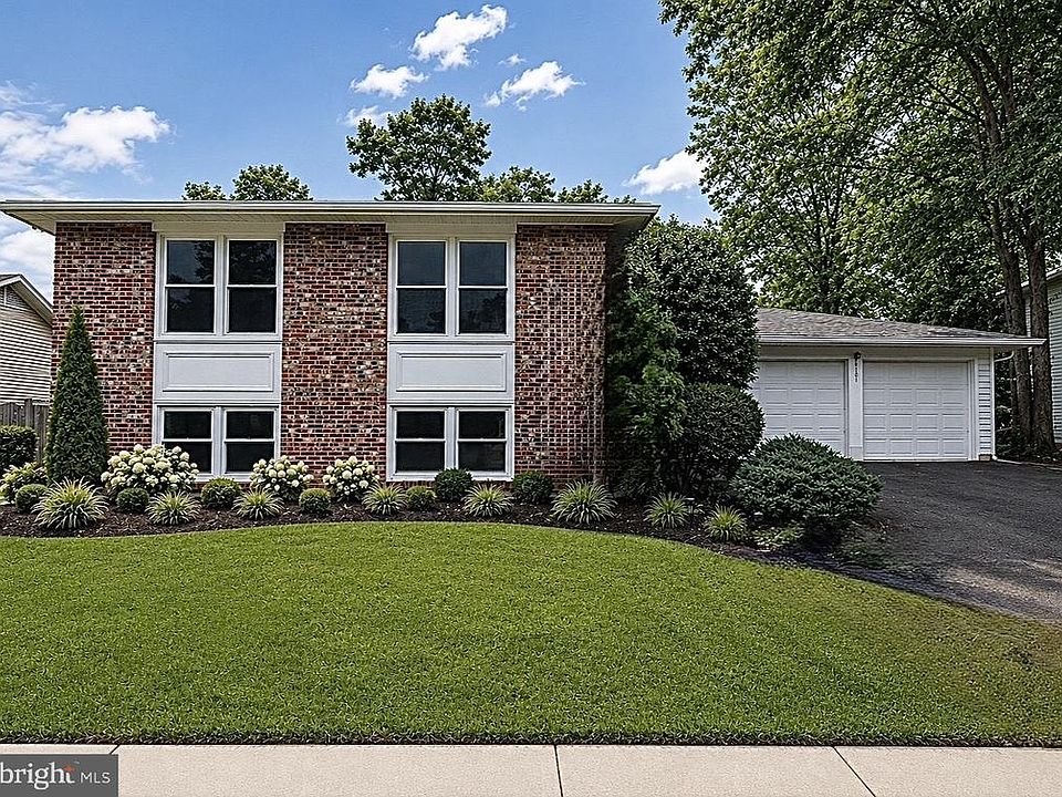 1st image of 7107 Sontag Way