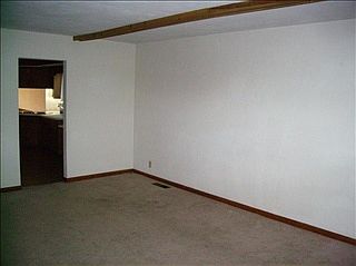 4th image of 1039 Central Ave