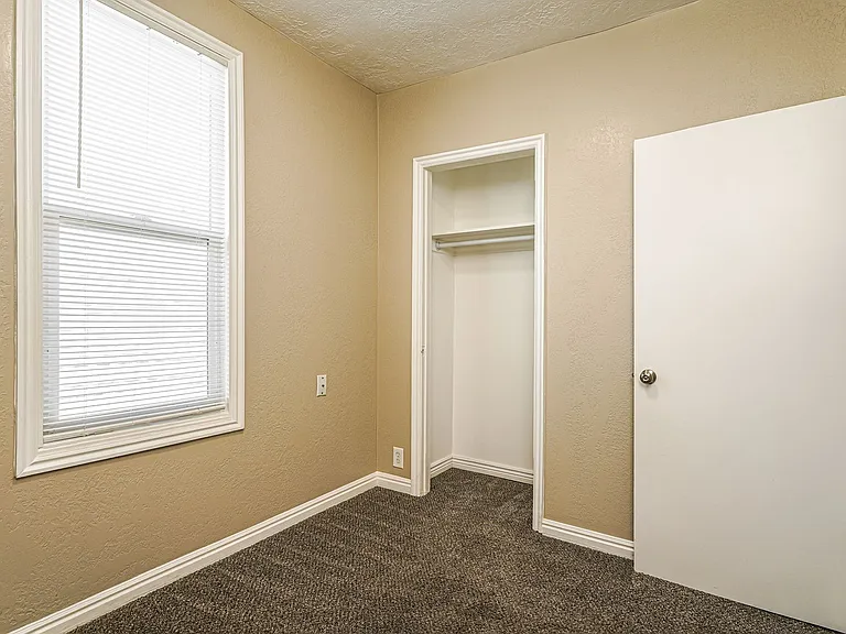 3153 Adams Ave — Photo 11