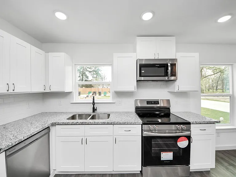8213 Richland Dr #A — Photo 15