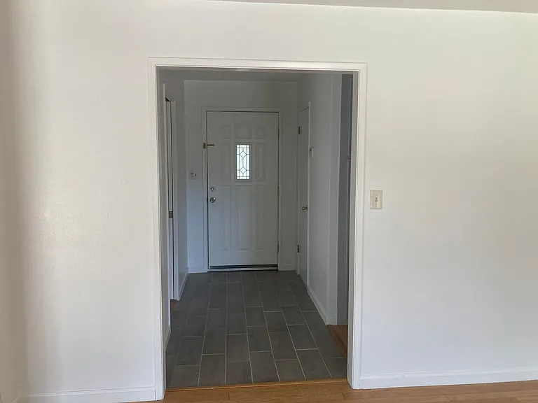 1229 Eastridge Dr — Photo 19