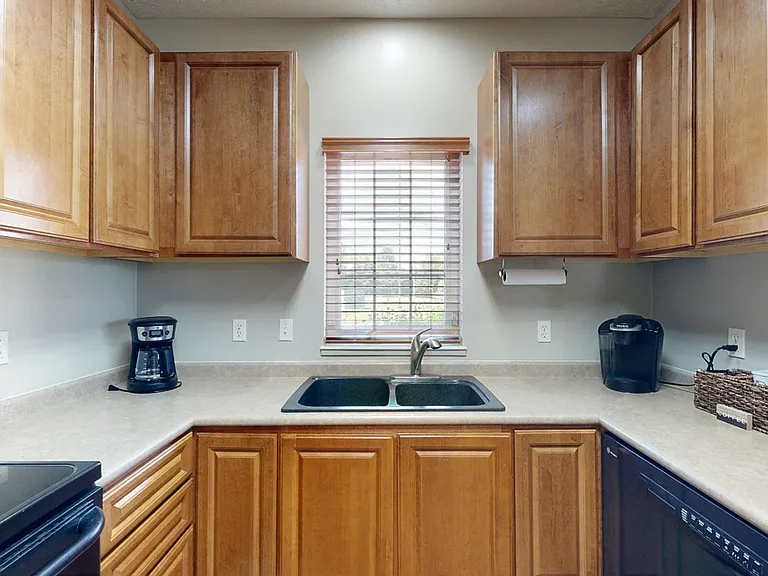 Our clubhouse even features a kitchen that makes hosting events for your friends and family a breeze!