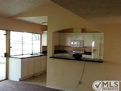 1st image of 441 Santa Margarita St