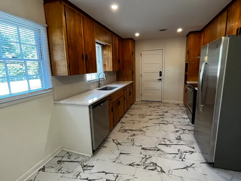 1066 College Station Rd — Photo 17