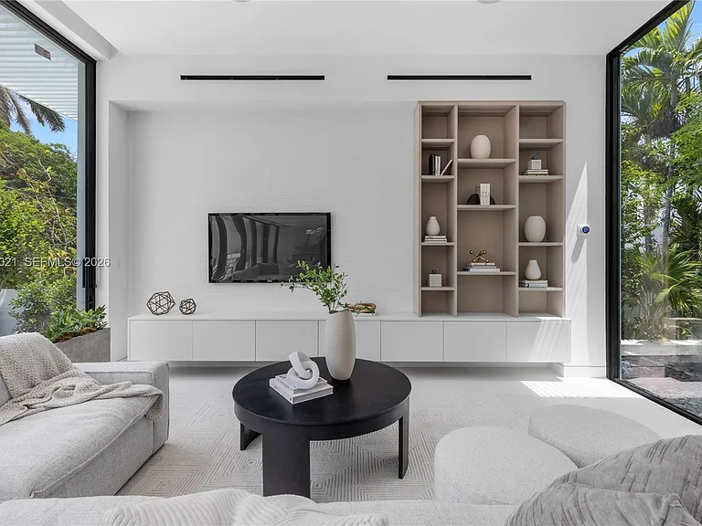 4504 Sheridan Ave — Photo 17
