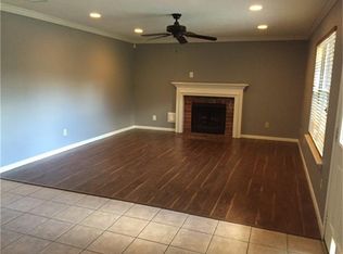 3020 Cambridge Meadows Ln, Dickinson, TX 77539