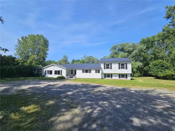 861 Filkins Rd, Newark, NY 14513