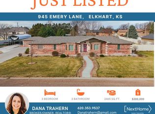 945 Emery Ln, Elkhart, KS 67950