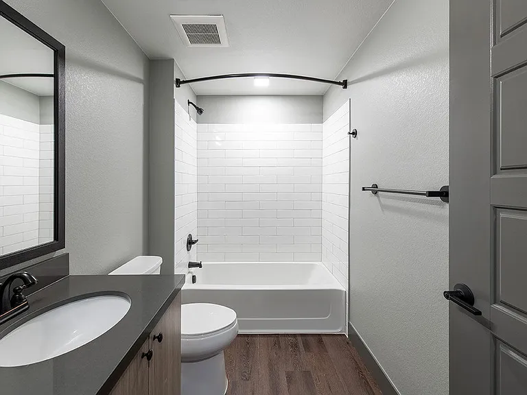 APARTMENTS AT MADDIE — Photo 33