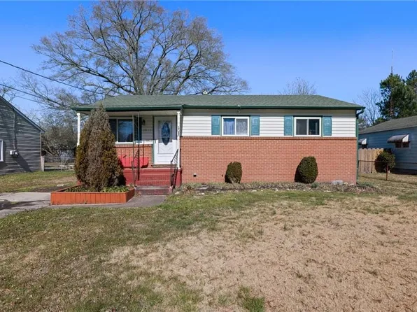 2811 Halsey St, Chesapeake, VA 23324