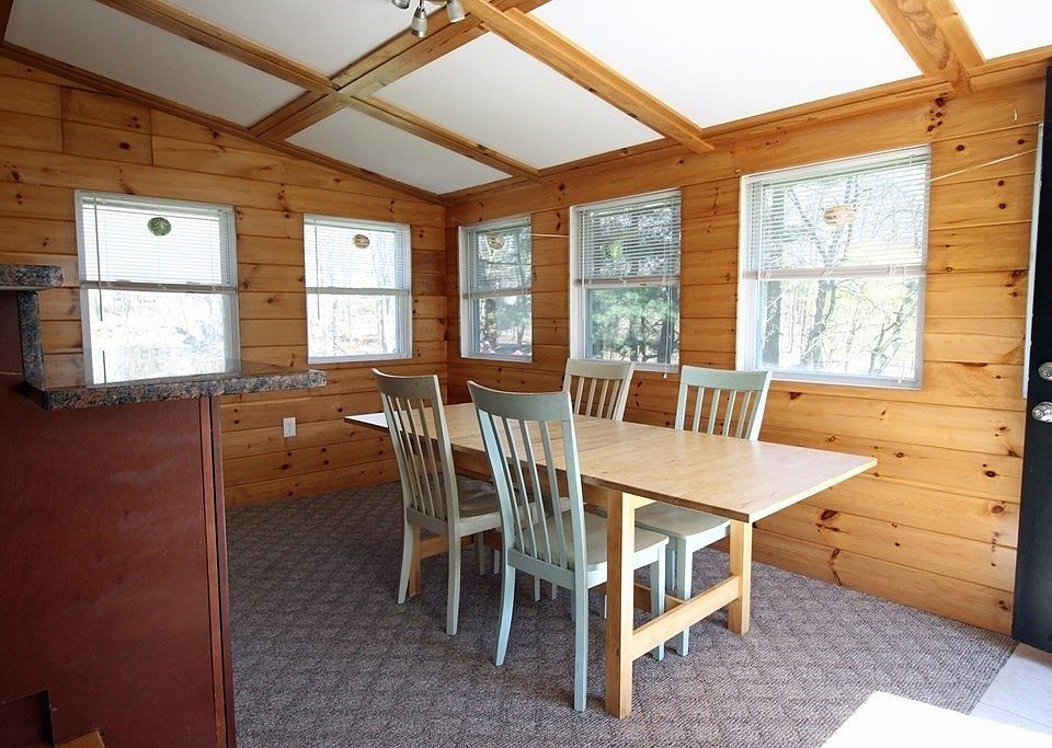 817 Concord Rd, Marlborough, MA 01752 Zillow