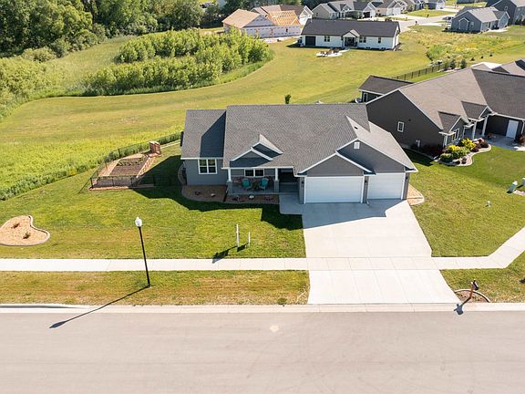 Uniquely Private Lot