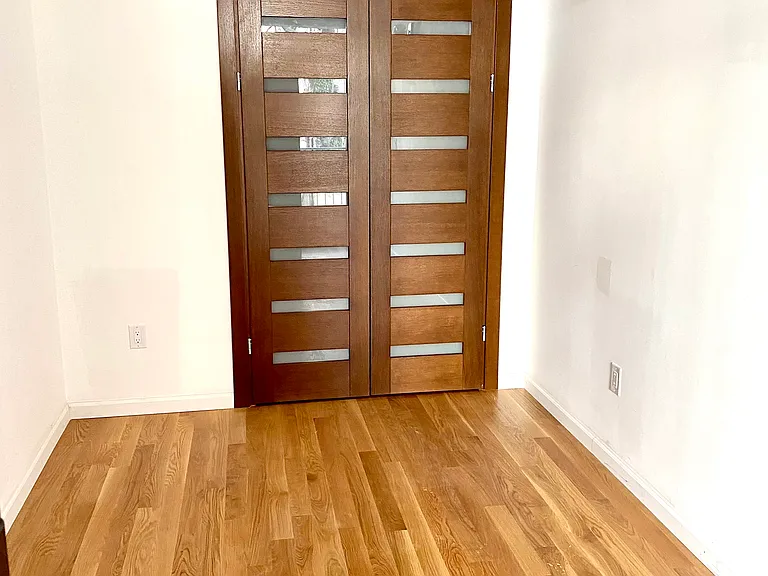 189 Java St #2 — Photo 5