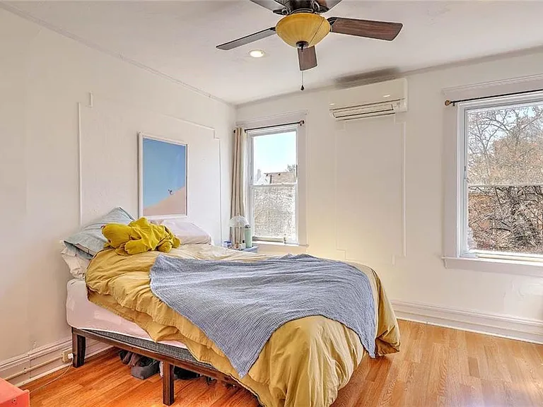430 Morris Ave #2 — Photo 8