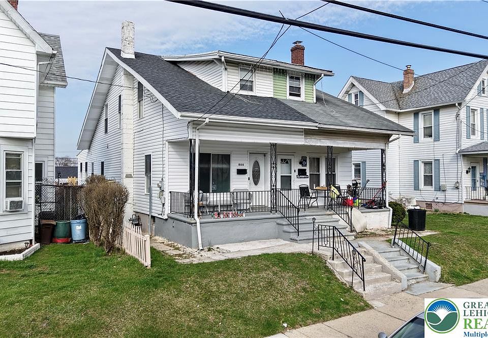 1st image of 866 N Maxwell St