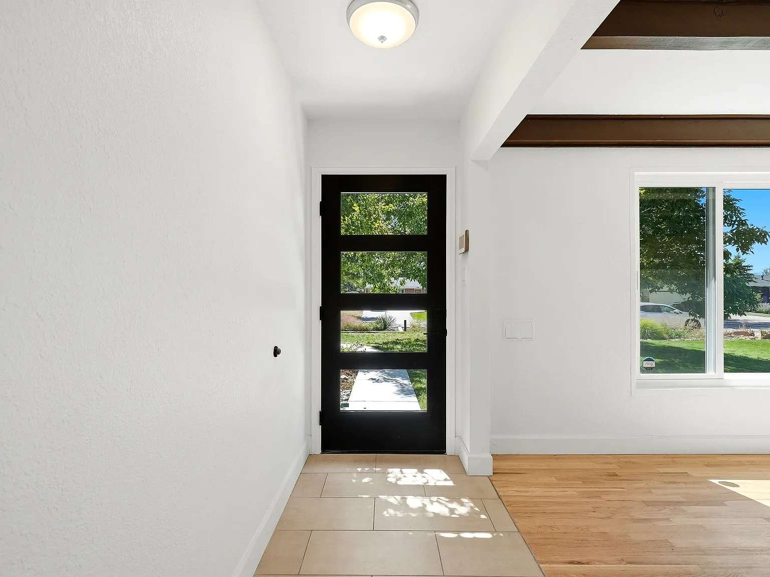 4 bed, 2448 sqft, $4,000 — Photo 4