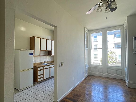 5th image of 2205 Sutter St Unit 1