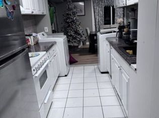 213 Hill Rise, Calverton, NY 11933