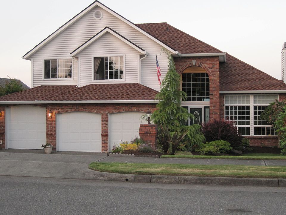 1st image of 5215 Orca Dr NE