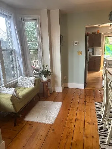 Otis Pl — Photo 7