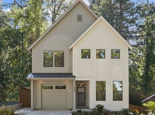 4240 SW Freeman St, Portland, OR 97219