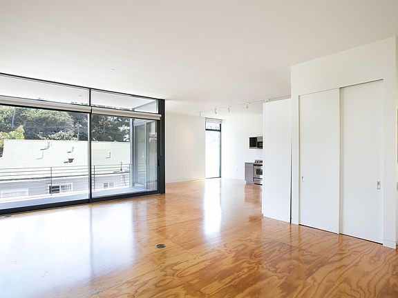 4th image of 2220 4th St #A