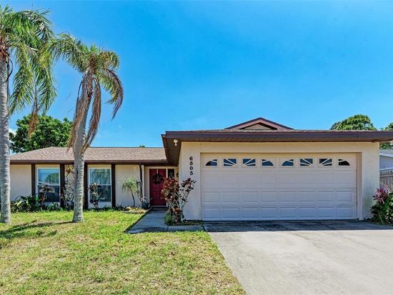 6503 36th Avenue Dr W, Bradenton, FL 34209