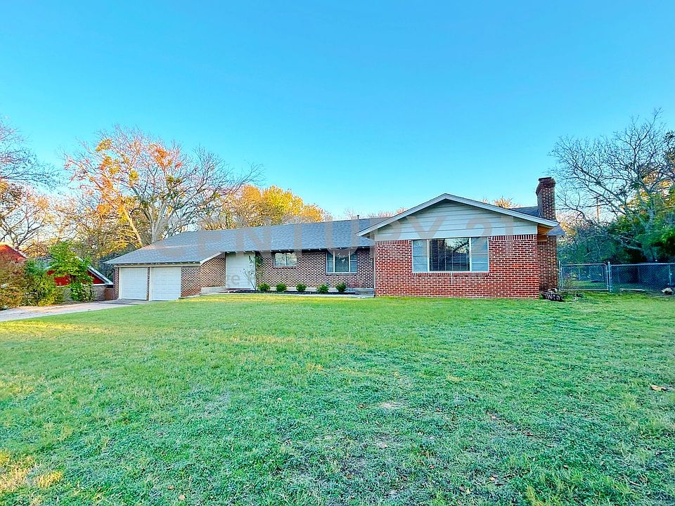 1st image of 1431 Eastview Dr