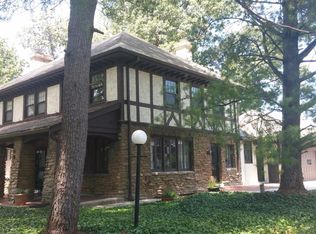 3738 Woodford Rd, Cincinnati, OH 45213