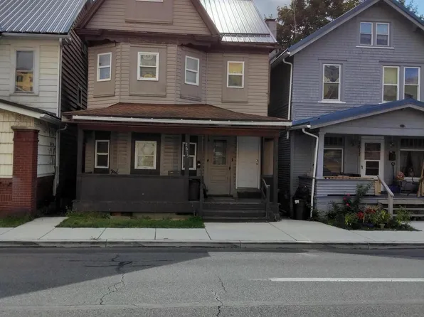 2615 7th Ave, Altoona, PA 16602