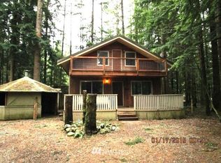 8666 Valley Ct, Maple Falls, WA 98266