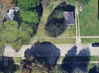 718 Allyn St, Akron, OH 44311