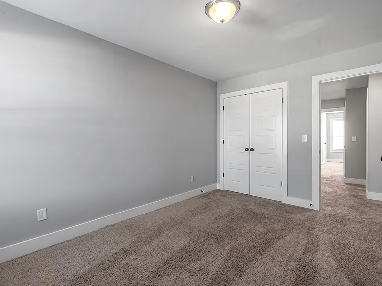 138 Abbey Rd — Photo 15