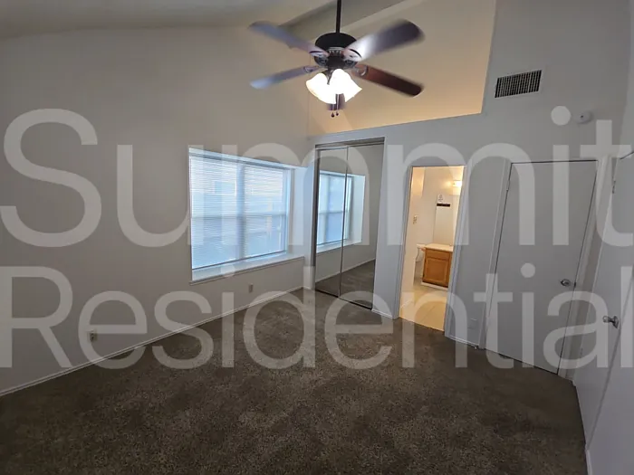 1607 Parkwood Dr — Photo 21