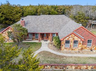 171 Chestnut Rd, Whitewright, TX 75491