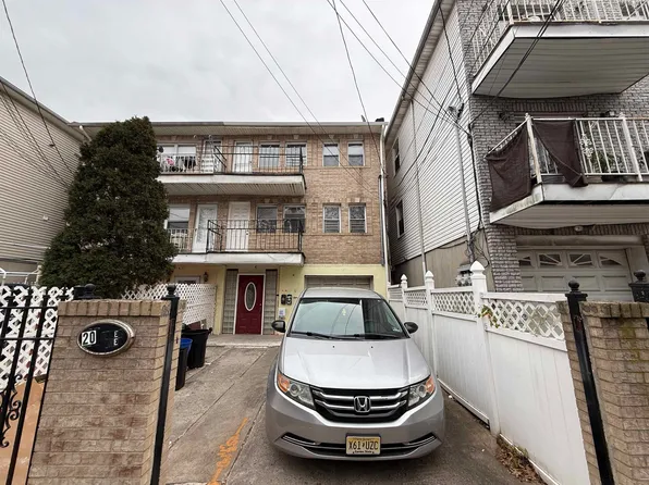 20 Dales Avenue image 1 of 15