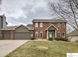 17316 Sharp St, Omaha, NE 68135