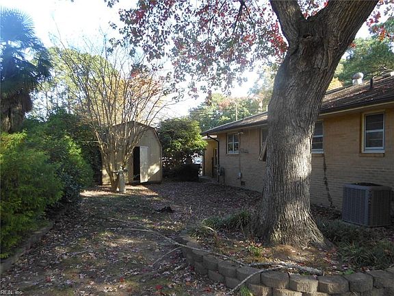 5th image of 115 Glade Rd