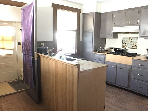 2nd image of 8259 170th St