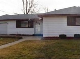 8901 S Beck Pl, Hometown, IL 60456