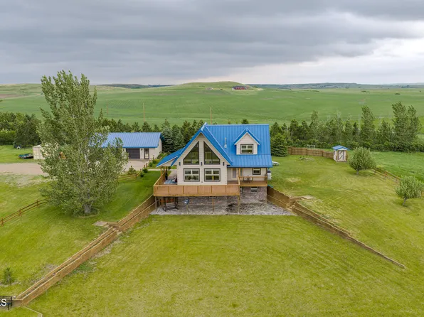 8335 12th Ave, Fort Yates, ND 58538