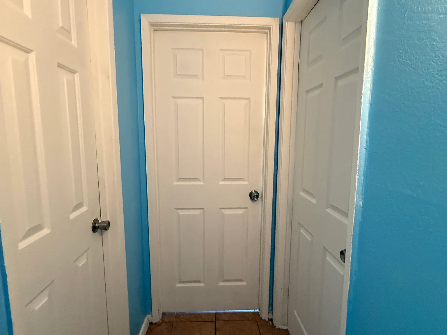 3 bed, 1025 sqft, $1,875 — Photo 4