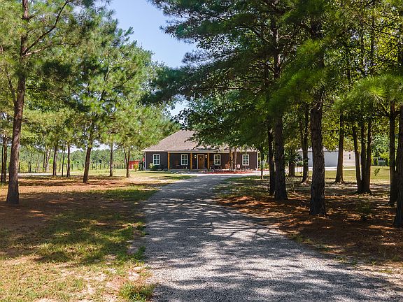 3rd image of 232 Colbert Bridge Rd