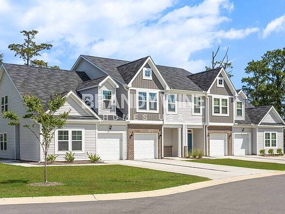 2nd image of 963 Coosaw Pl