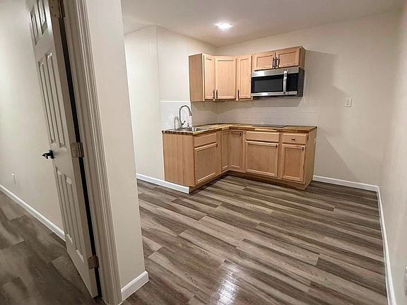 3rd image of 6554 Ortolan Ave #1