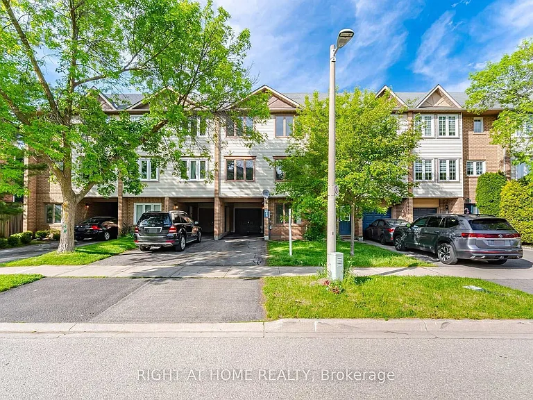 2349 Strawfield Ct — Photo 1