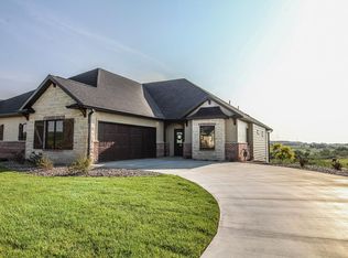 4108 Macgillivray Dr, Manhattan, KS 66503