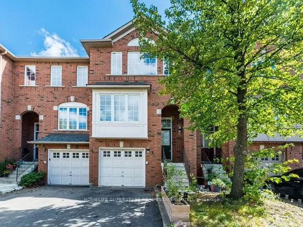 170 Havelock Dr #6, Brampton, ON L6W 4T3
